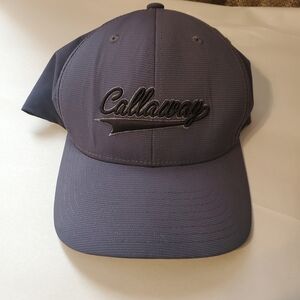 Callaway Dark Grey Baseball Hat. Flex Fit Golf